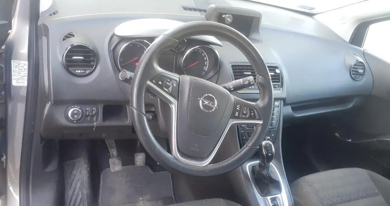 Opel Meriva cena 29500 przebieg: 241000, rok produkcji 2014 z Włodawa małe 29